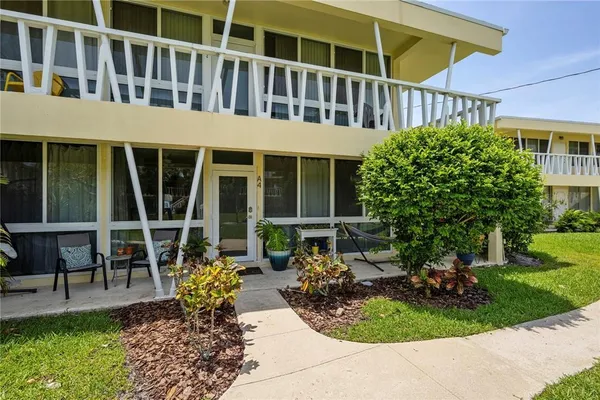 $2,350 | 2755 Northeast 28th Avenue, Unit A4, Lighthouse Point, FL 33064