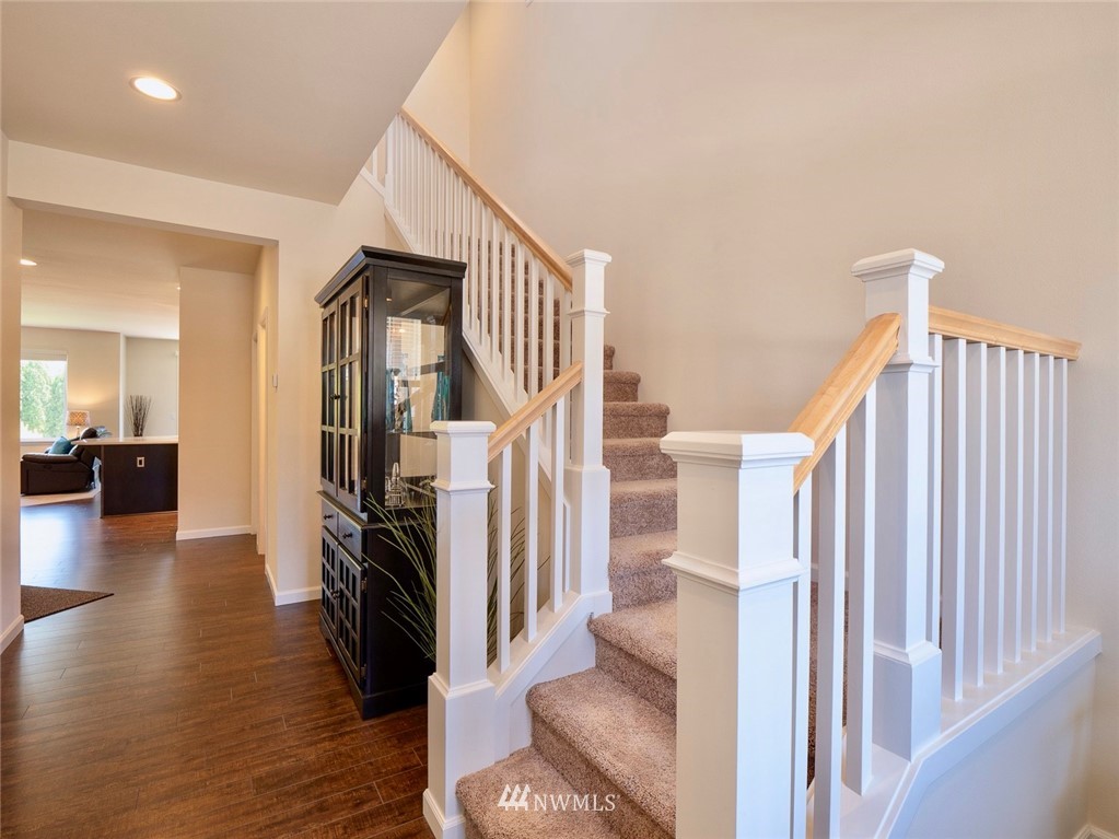 19012 178th Place Southeast Renton, WA 98058 - Photo 2 of 25 Gallery Image 2