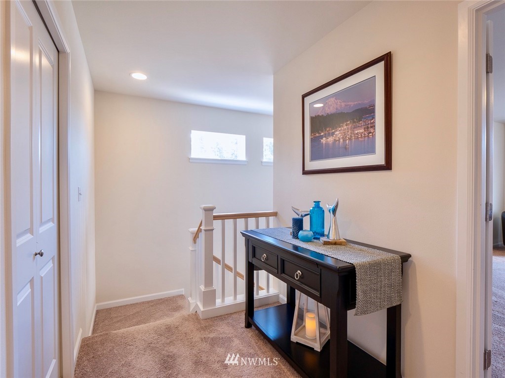 19012 178th Place Southeast Renton, WA 98058 - Photo 12 of 25 Gallery Image 12
