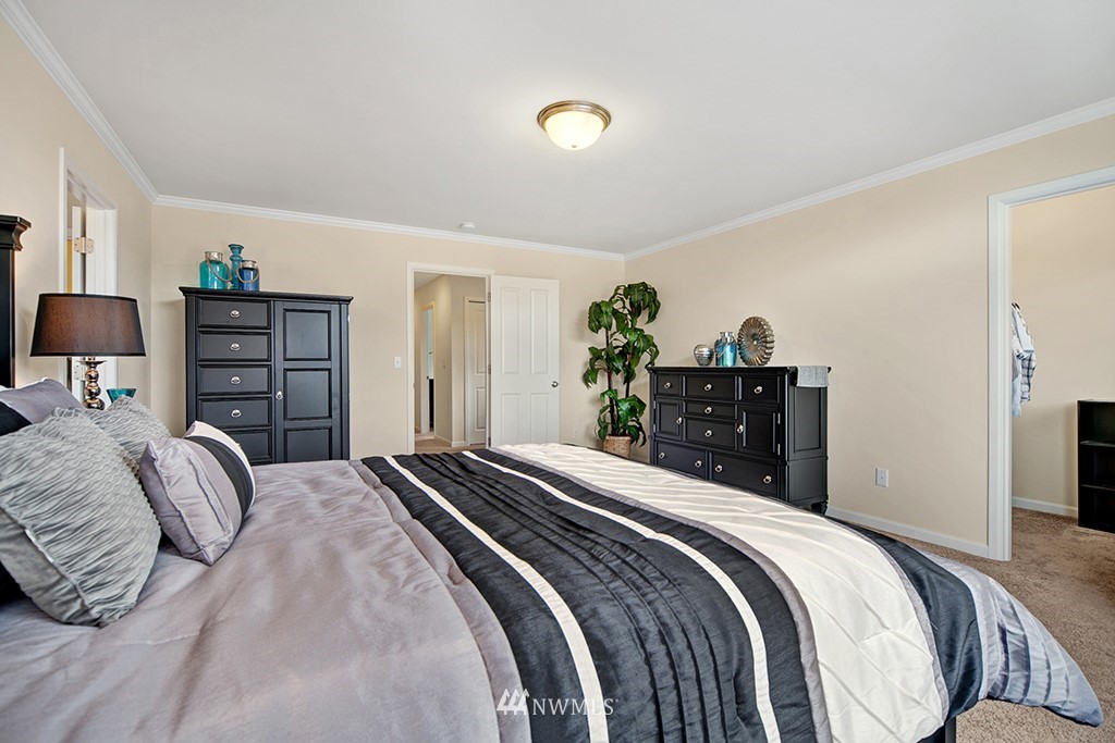 19012 178th Place Southeast Renton, WA 98058 - Photo 14 of 25 Gallery Image 14