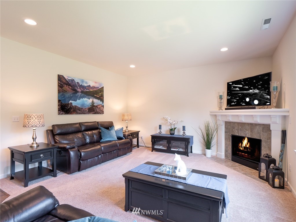 19012 178th Place Southeast Renton, WA 98058 - Photo 6 of 25 Gallery Image 6
