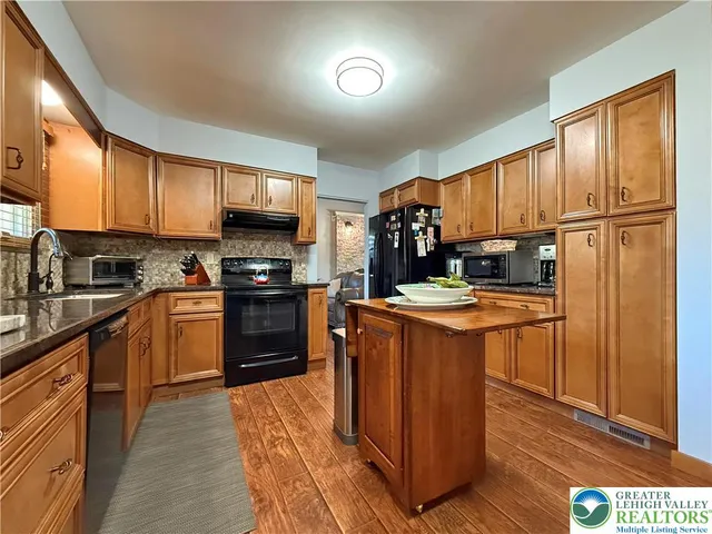 $599,900 | 1048 North 27th Street, Allentown, PA 18104