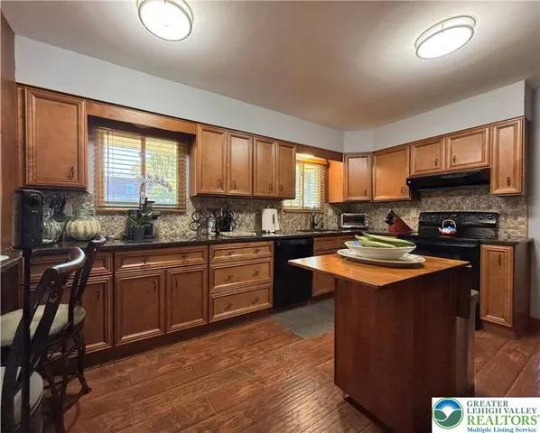 $599,900 | 1048 North 27th Street, Allentown, PA 18104