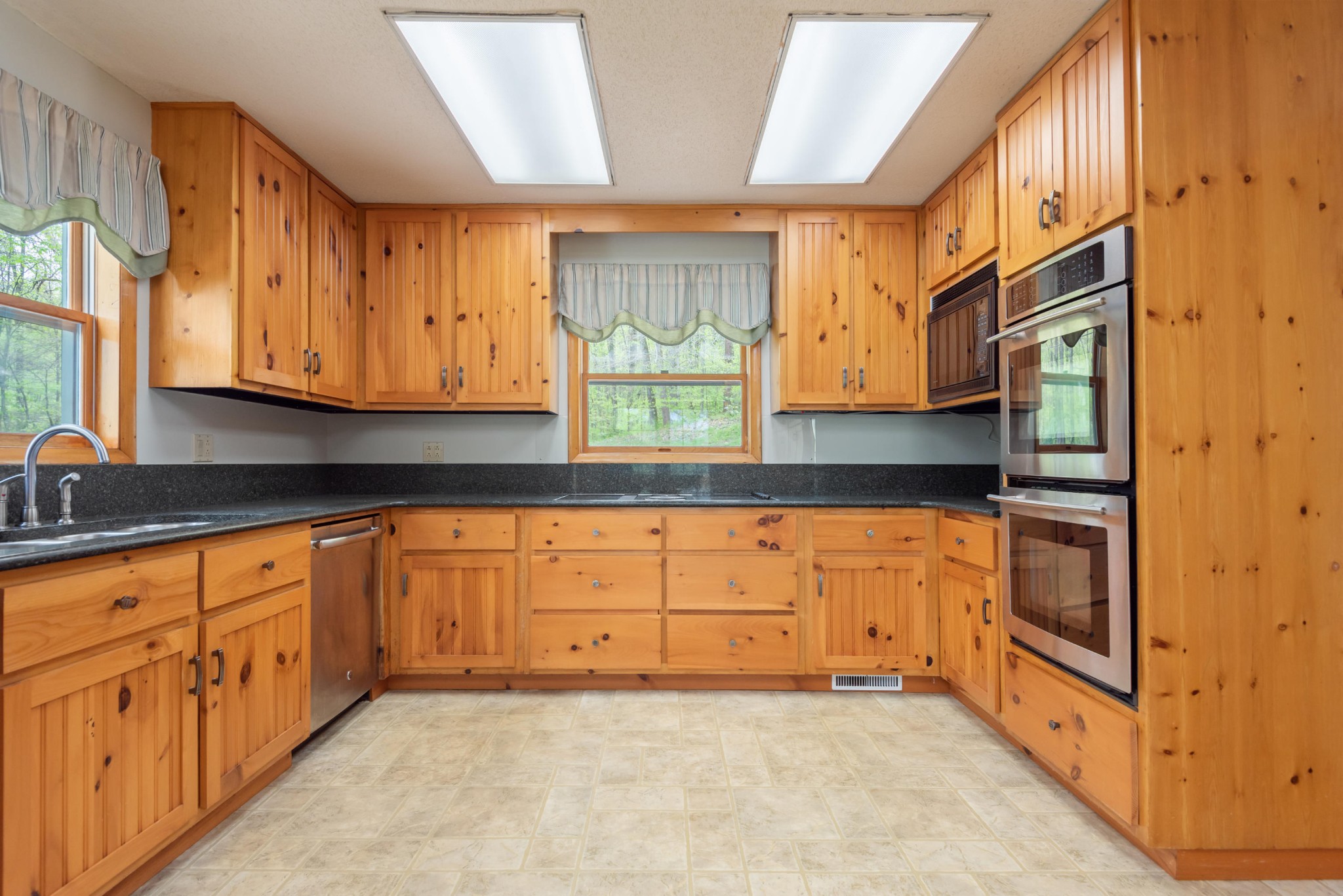 562 Bacon Springs Road Clinton, TN 37716 - Photo 11 of 39 Gallery Image 11