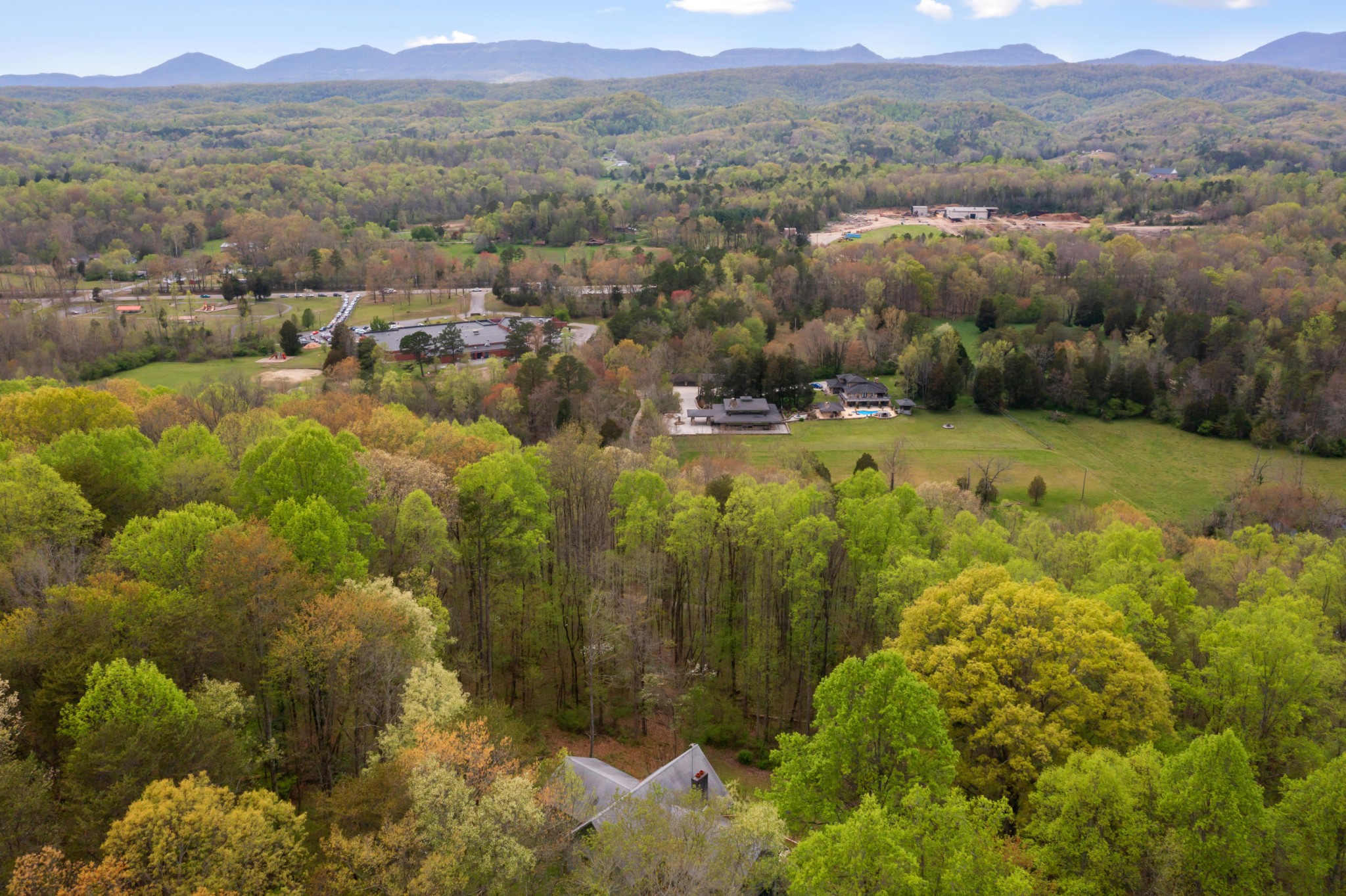 562 Bacon Springs Road Clinton, TN 37716 - Photo 3 of 39 Gallery Image 3
