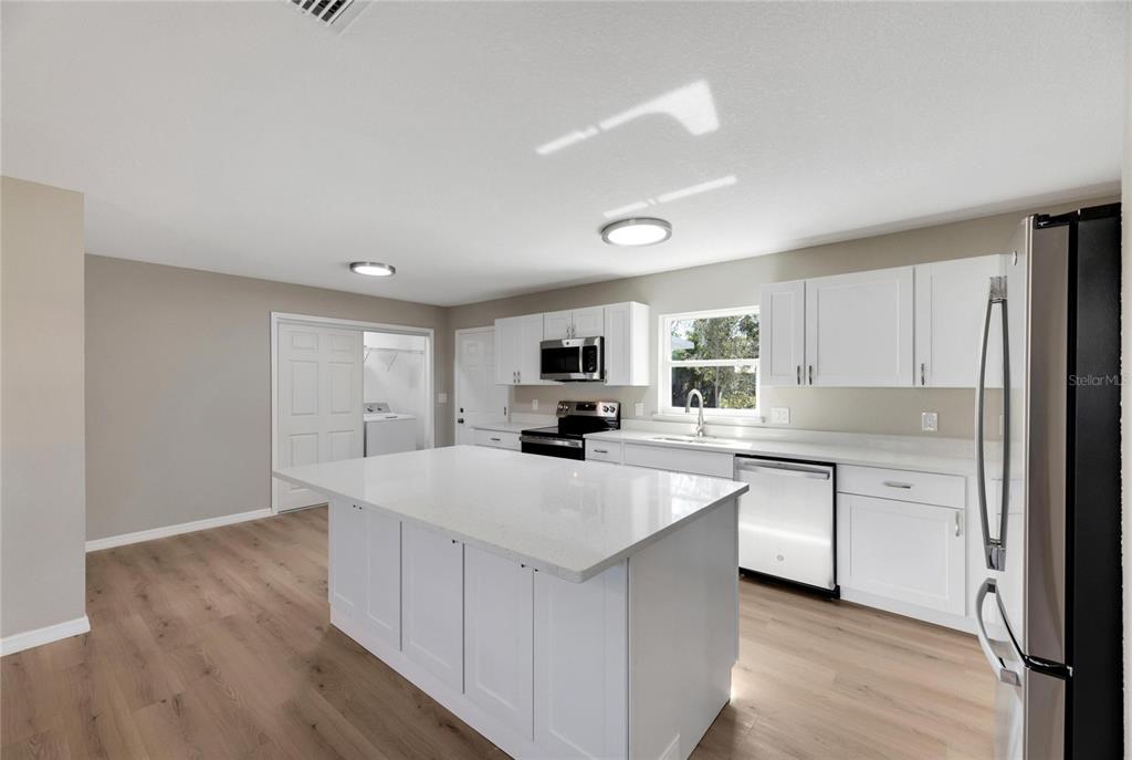660 Flamingo Drive Apollo Beach, FL 33572 - Photo 15 of 63