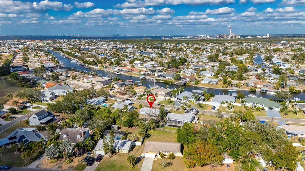 660 Flamingo Drive Apollo Beach, FL 33572 - Photo 61 of 63 a view of a city