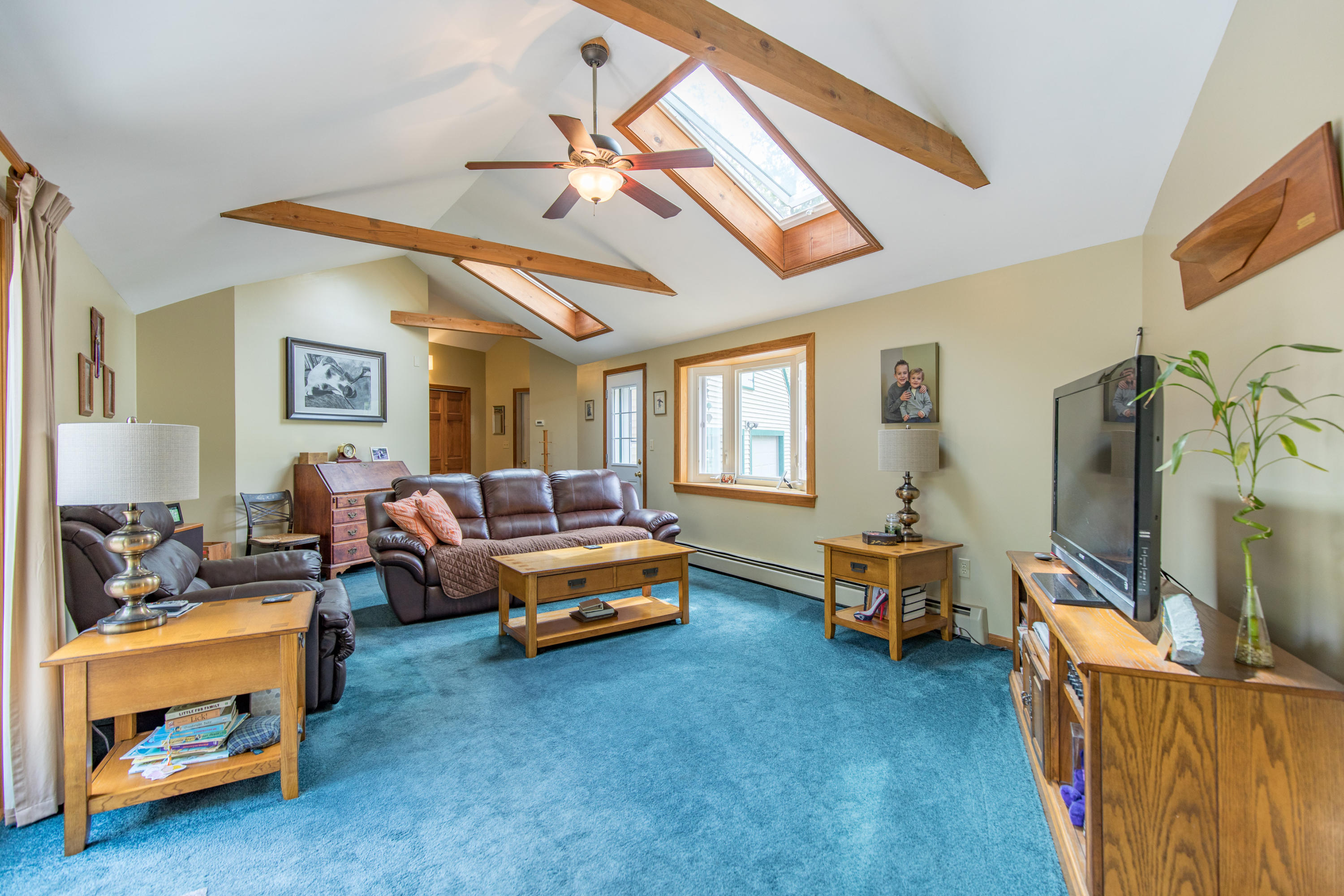 154 Ramsdell Road Gray, ME 04039 - Photo 5 of 41 154 Ramsdell Road Gray-7