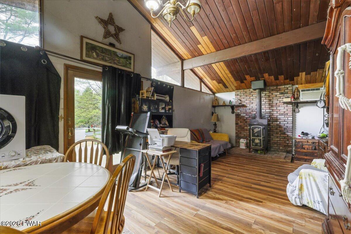 1151 Mink Trail Bushkill, PA 18324 - Photo 7 of 25