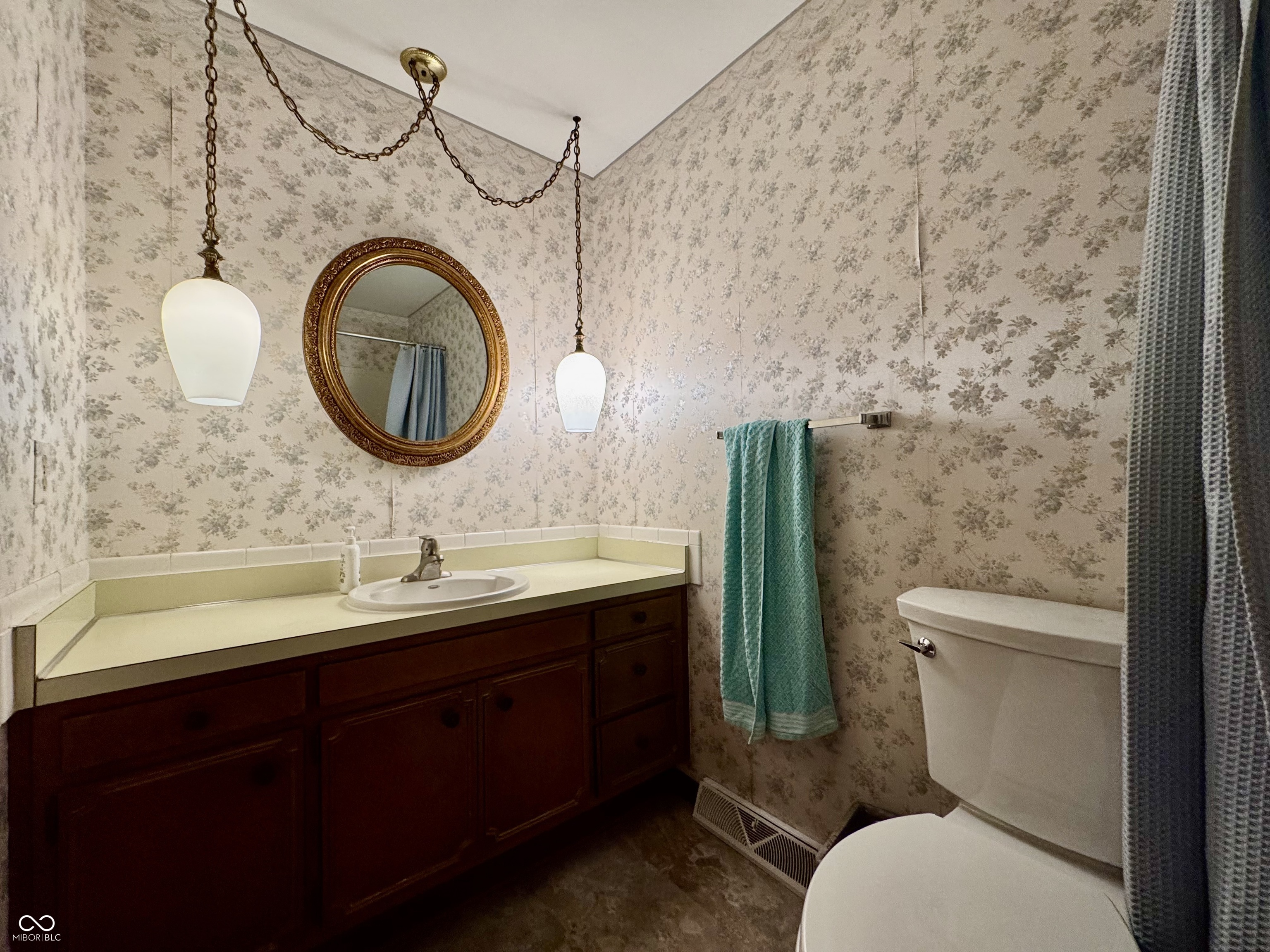 4515 West Mission Court Columbus, IN 47203 - Photo 17 of 29