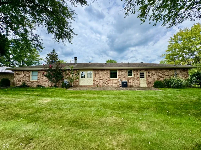 $265,000 | 4515 West Mission Court, Columbus, IN 47203