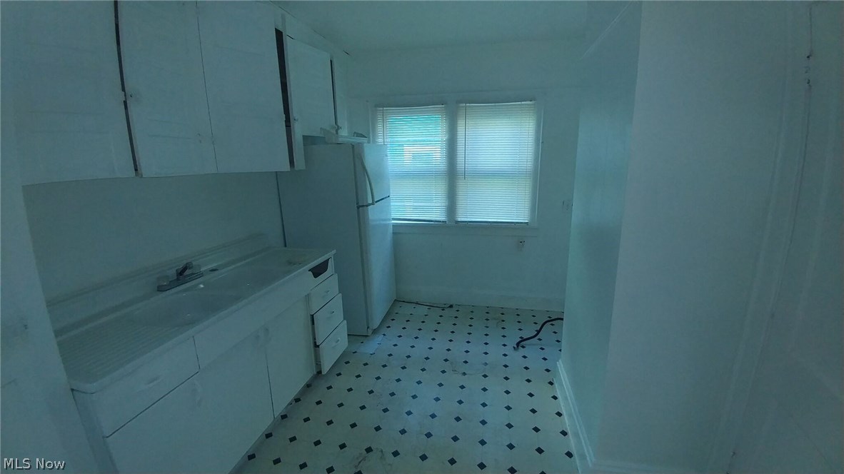 1619 Hillcrest Road Cleveland, OH 44118 - Photo 21 of 29 Gallery Image 21