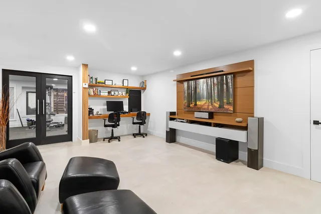 $1,375,000 | 38 Osprey Reach Road, Stockton Springs, ME 04981