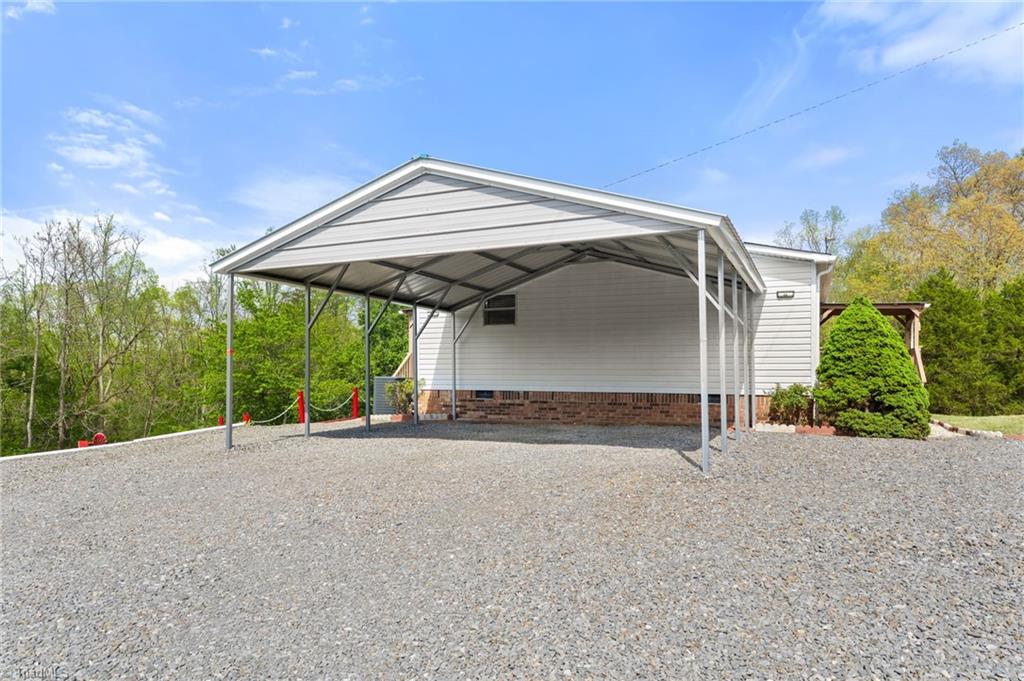1747 Lynchburg Road Westfield, NC 27053 - Photo 37 of 49