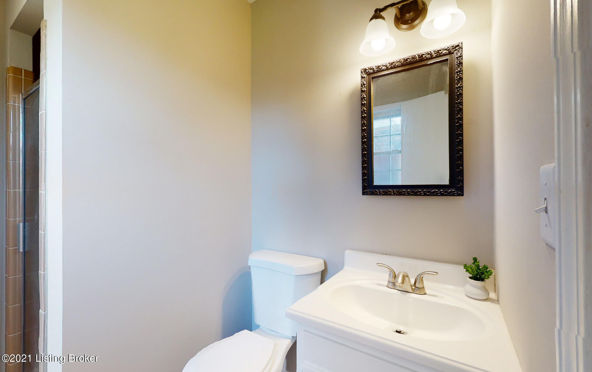 5505 Cumnock Road Louisville, KY 40291 - Photo 39 of 61 5505-Cumnock-Rd-20210408-041