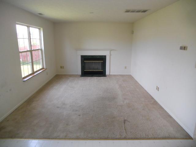 5714 Rains Lane Indianapolis, IN 46254 - Photo 8 of 19 Gallery Image 8
