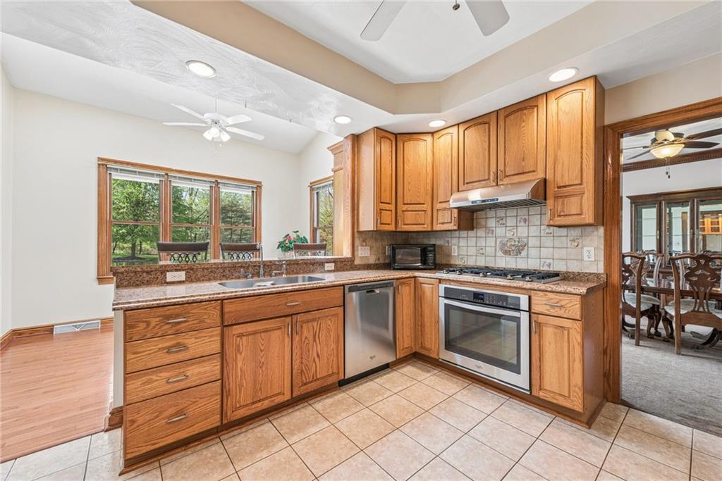 1140 South Whitmore Road Irwin, PA 15642 - Photo 14 of 50