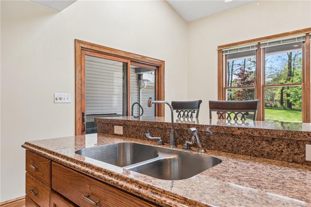 1140 South Whitmore Road Irwin, PA 15642 - Photo 15 of 50