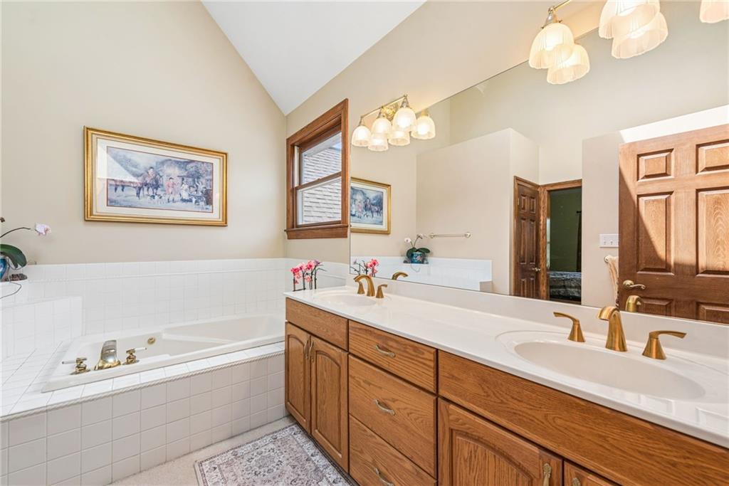 1140 South Whitmore Road Irwin, PA 15642 - Photo 25 of 50