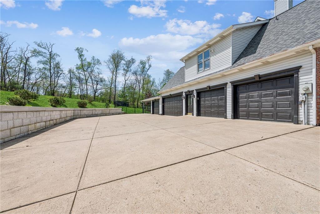 1140 South Whitmore Road Irwin, PA 15642 - Photo 3 of 50