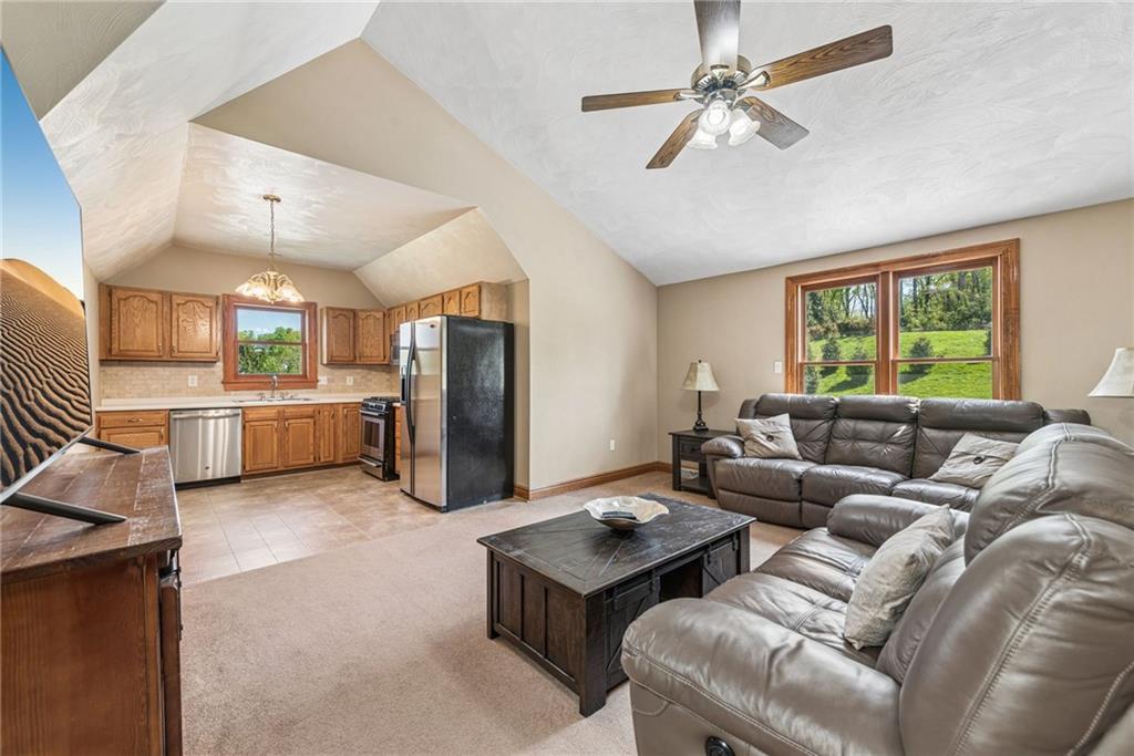 1140 South Whitmore Road Irwin, PA 15642 - Photo 40 of 50
