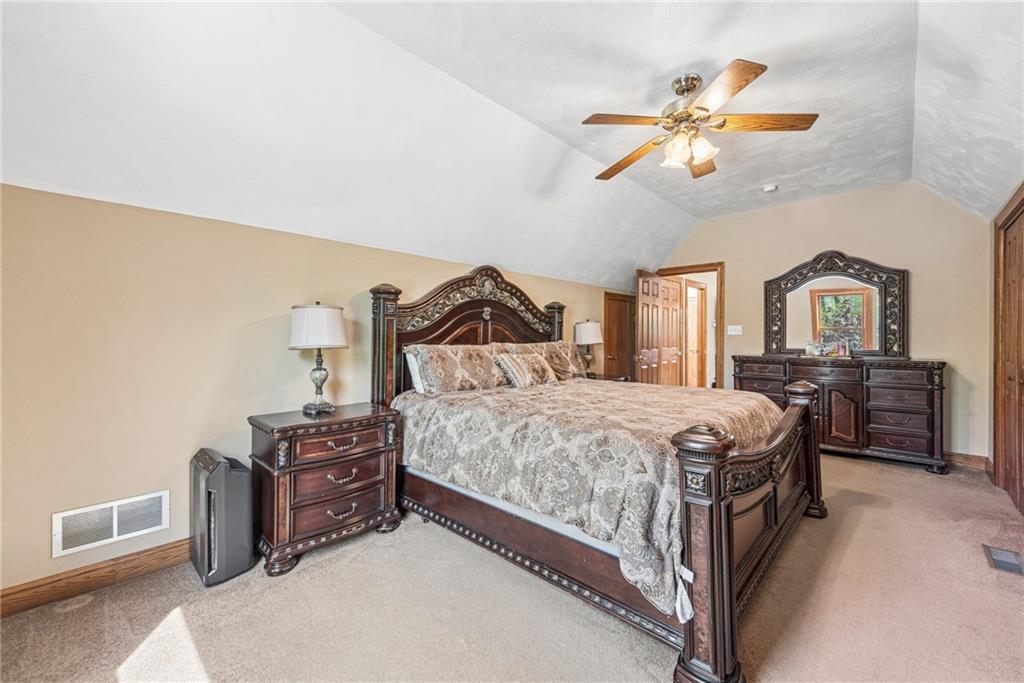 1140 South Whitmore Road Irwin, PA 15642 - Photo 43 of 50