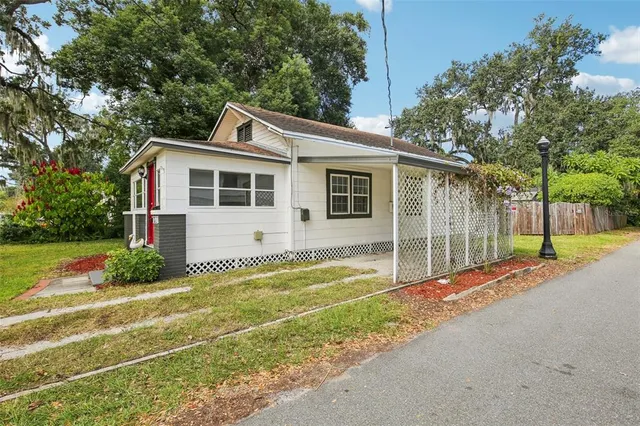 $275,900 | 924 Vistabula Street, Lakeland, FL 33801