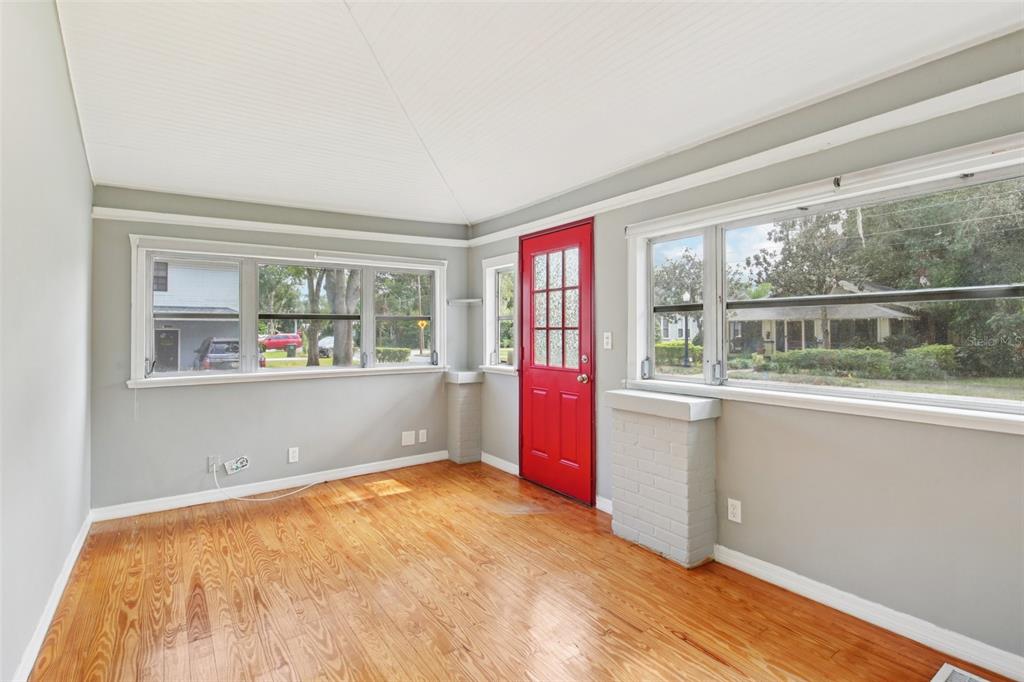 924 Vistabula Street Lakeland, FL 33801 - Photo 7 of 53 a view of an empty room with a window