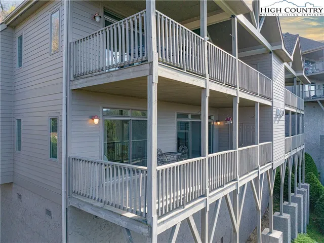 $499,000 | 335 Pleasant View Drive, Unit 4D, Sugar Mountain, NC 28604