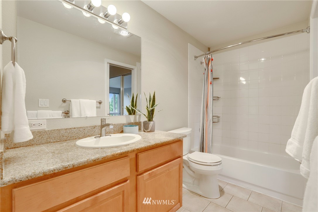 20326 Bothell Everett Highway, Unit G303 Bothell, WA 98012 - Photo 12 of 27