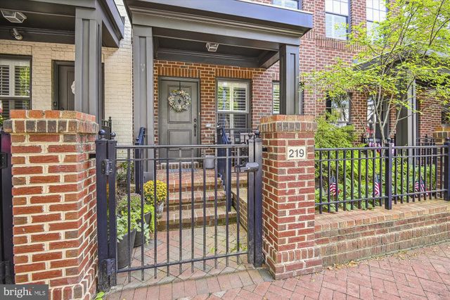 $910,000 | 219 West Street, Annapolis, MD 21401