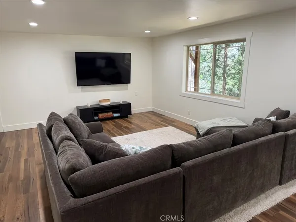 $720,000 | 27364 Pinewood Drive, Lake Arrowhead, CA 92352