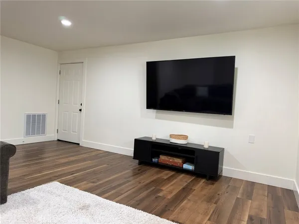 $720,000 | 27364 Pinewood Drive, Lake Arrowhead, CA 92352
