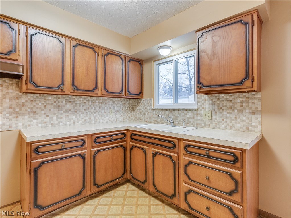 133 Meadowridge Road Mogadore, OH 44260 - Photo 13 of 26 Gallery Image 13