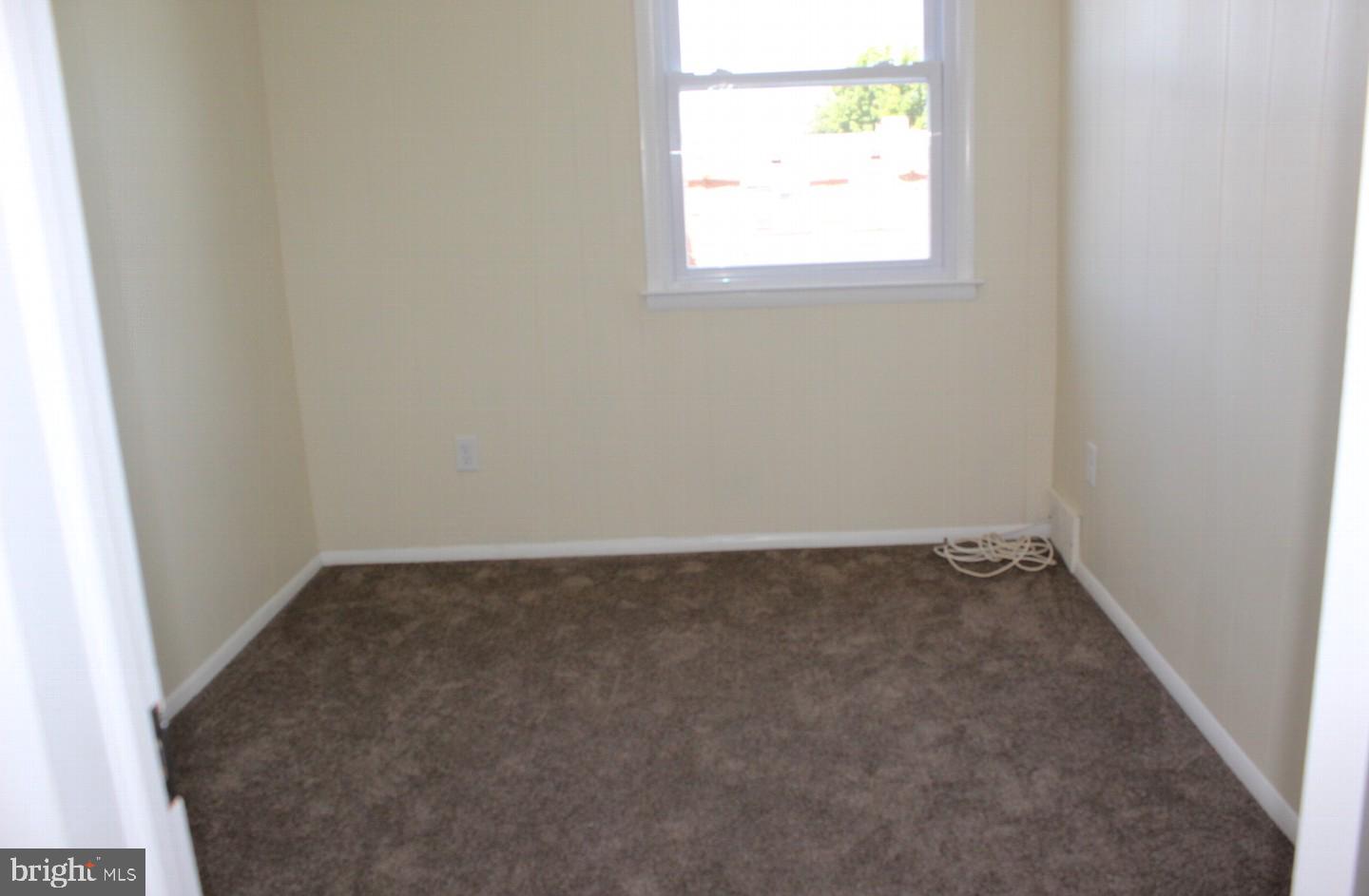 1244 Elson Road Brookhaven, PA 19015 - Photo 14 of 20 an empty room with a window
