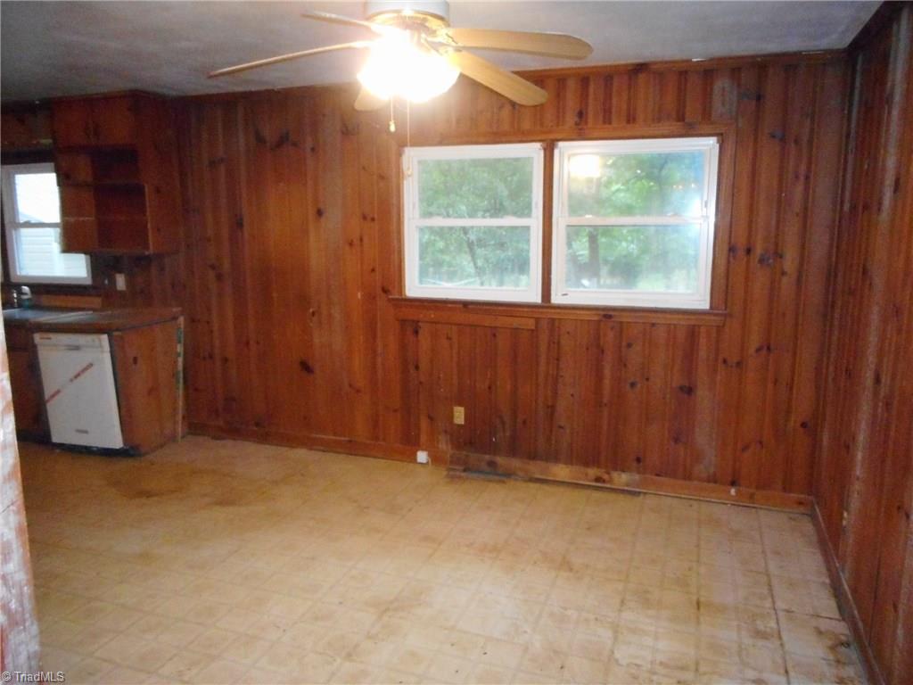 1507 Talbot Road Pleasant Garden, NC 27313 - Photo 4 of 12
