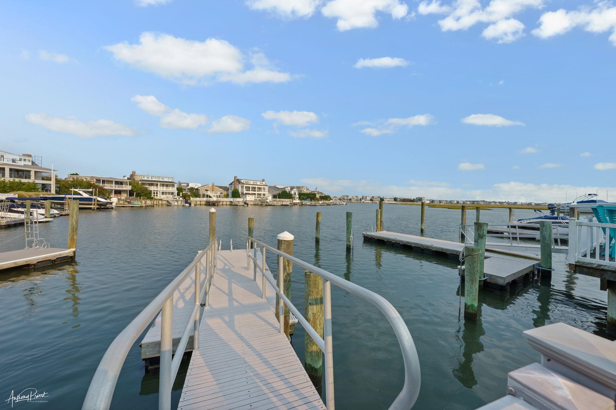 11 Heron Drive Avalon, NJ 08202 - Photo 17 of 29 a view of a terrace with sitting area