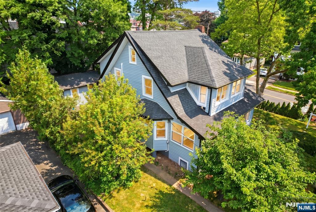 933 Maple Avenue Ridgefield, NJ 07657 - Photo 5 of 33