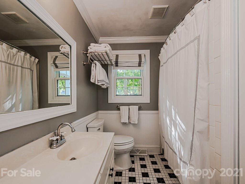 417 McAlway Road Charlotte, NC 28211 - Photo 18 of 32 Gallery Image 18