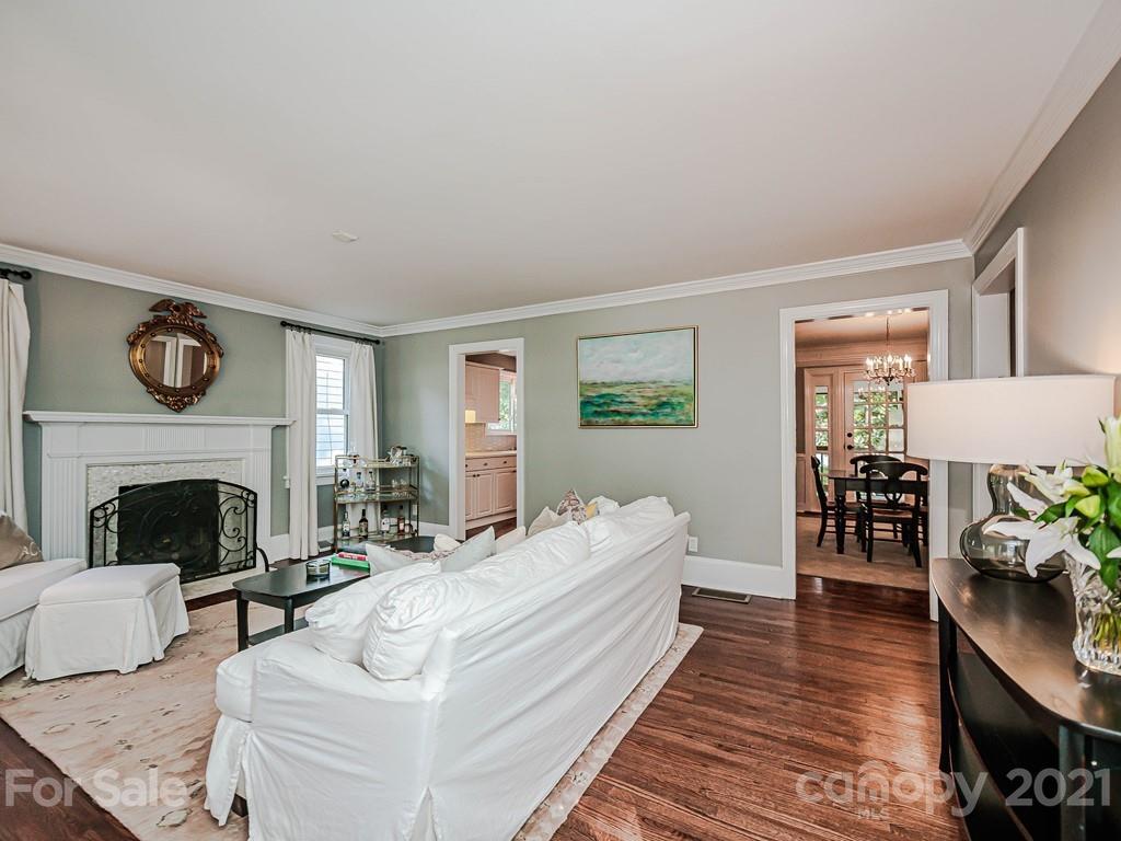 417 McAlway Road Charlotte, NC 28211 - Photo 3 of 32 Gallery Image 3
