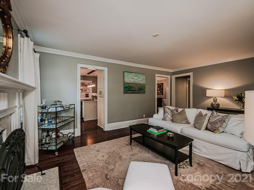 417 McAlway Road Charlotte, NC 28211 - Photo 5 of 32 Gallery Image 5