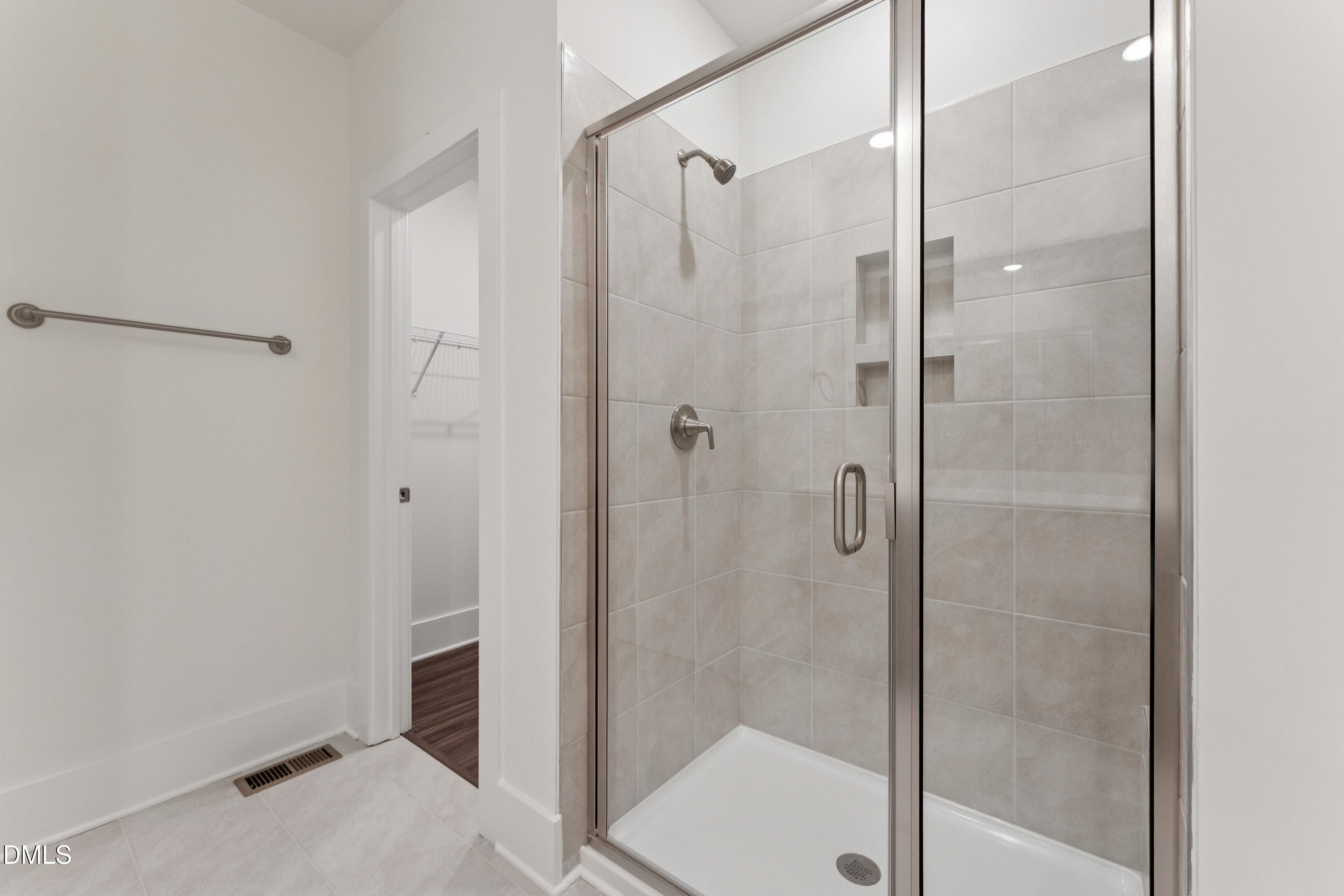 108 Parks Edge Way, Unit 100 Wake Forest, NC 27587 - Photo 15 of 27 Main Bath