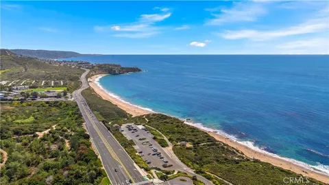 $8,950,000 | 28 Sandy Cove, Newport Coast, CA 92657
