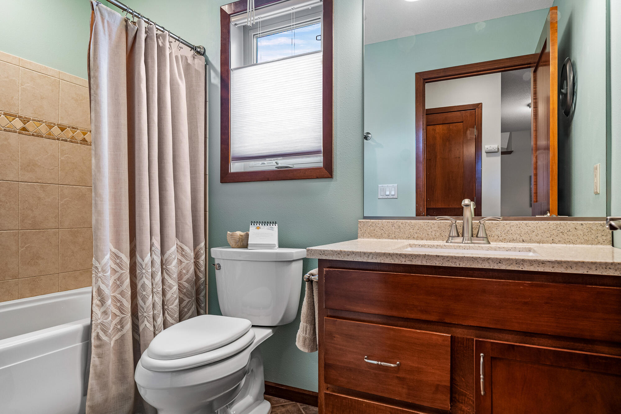 308 Grant Street Holmen, WI 54636 - Photo 21 of 55 Main Bath