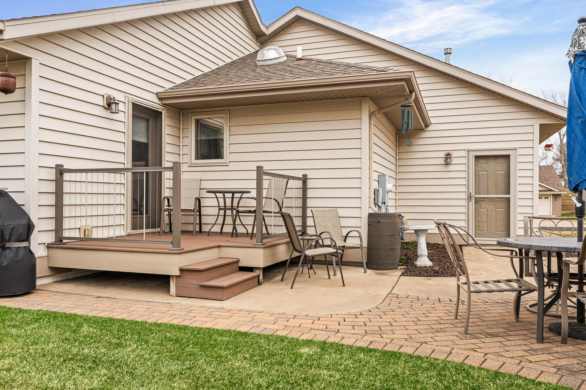 308 Grant Street Holmen, WI 54636 - Photo 41 of 55 Back Patio