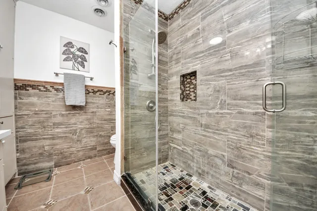 $238,900 | 12757 Huntingwick Drive, Unit 142, Houston, TX 77024