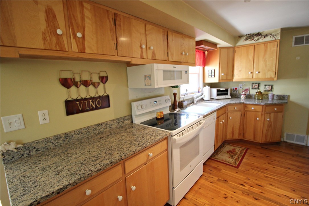 3878 Davis Corners Road Eaton, NY 13408 - Photo 12 of 34