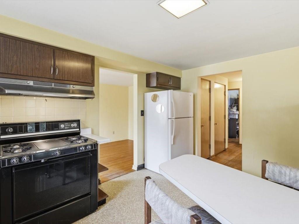 600 Mary Street Monongahela, PA 15063 - Photo 11 of 50 Kitchen