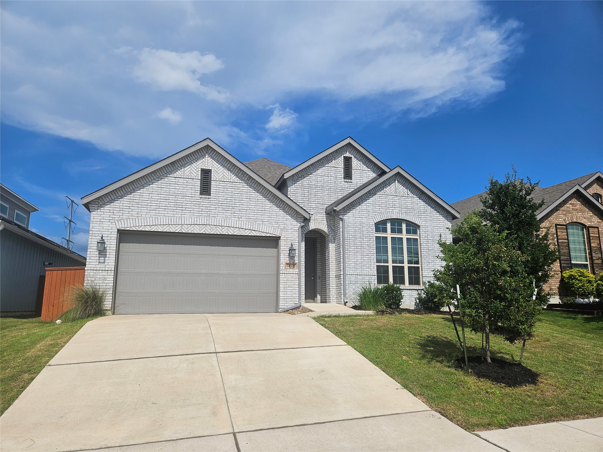 11609 American Mustang Loop Manor, TX 78653 - Photo 2 of 39