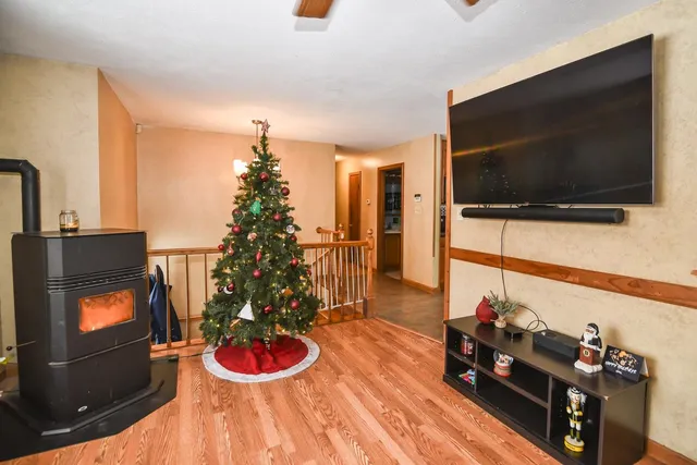 $489,000 | 179 Four Rod Road, Rochester, NH 03867